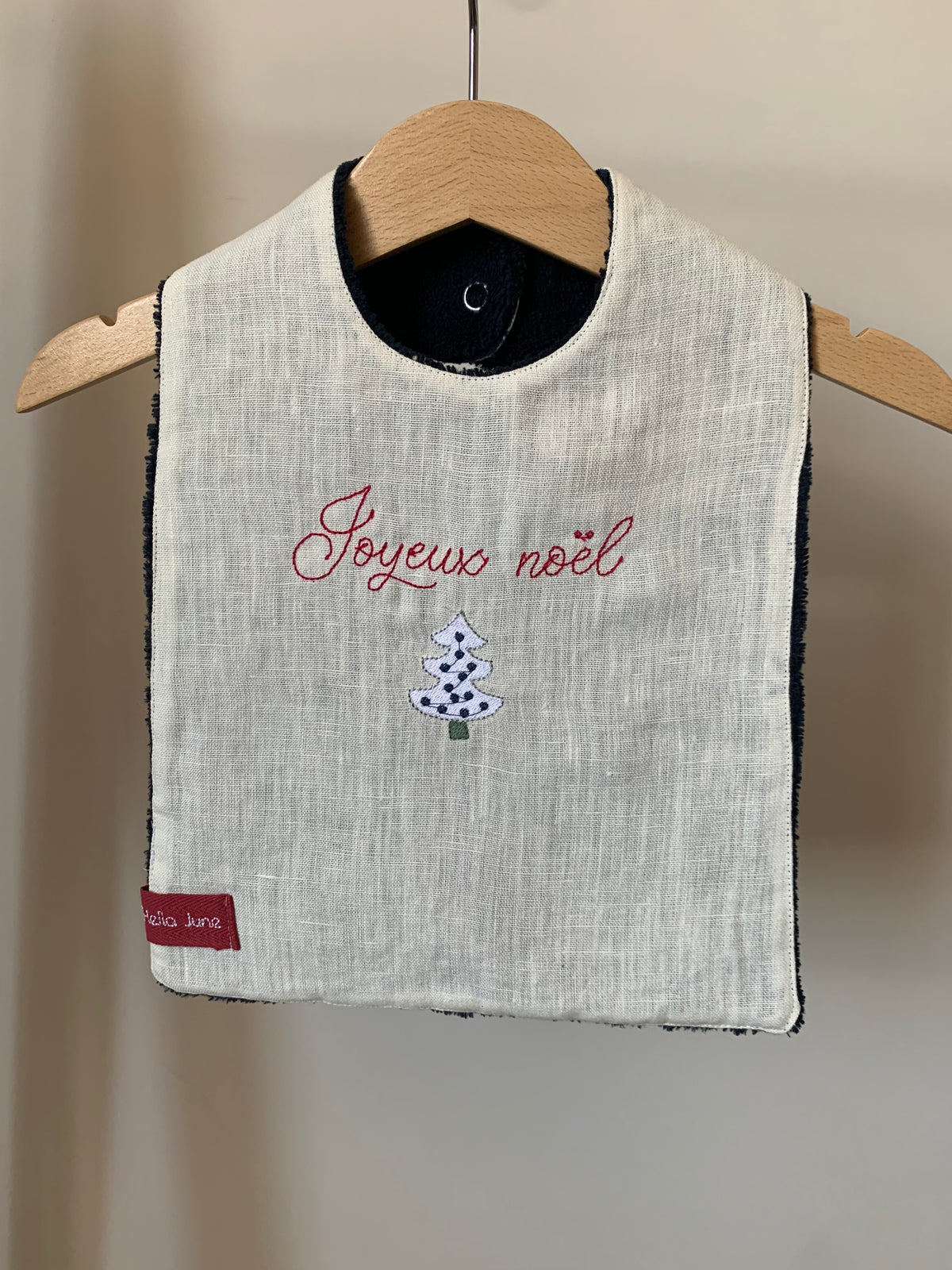 Bavoir Petit Epicurien - Lin lavé be et douillette kaki, broderie "mon trésor" marine avec pression