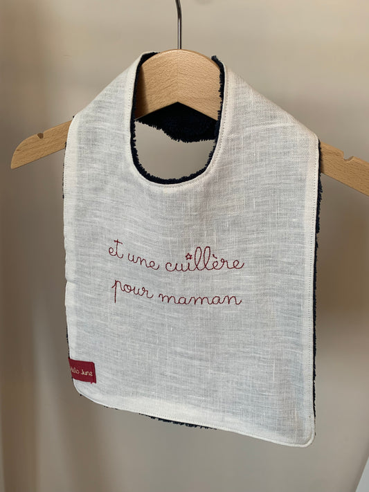 bavoir lin blanc douillette marine avec broderie cerise "Et une cuillère pour maman"