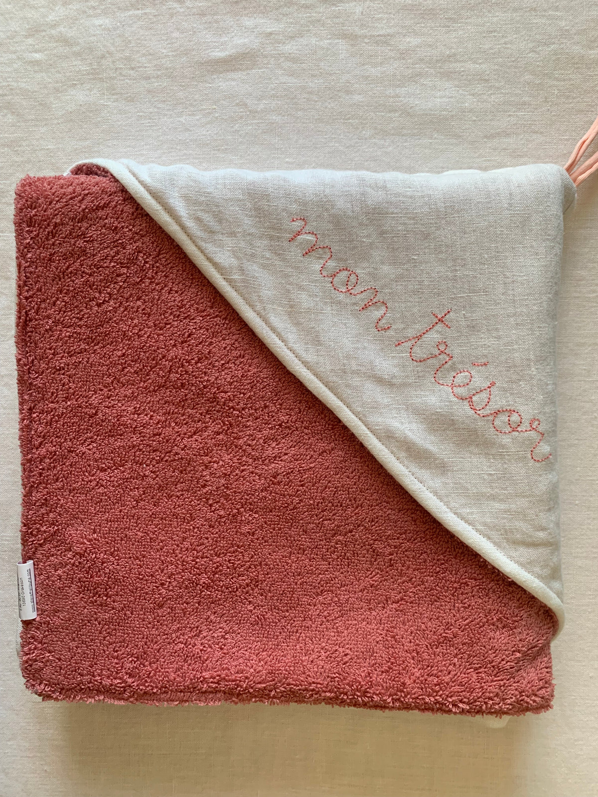 Sortie de bain lin lavé blanc et éponge vieux rose