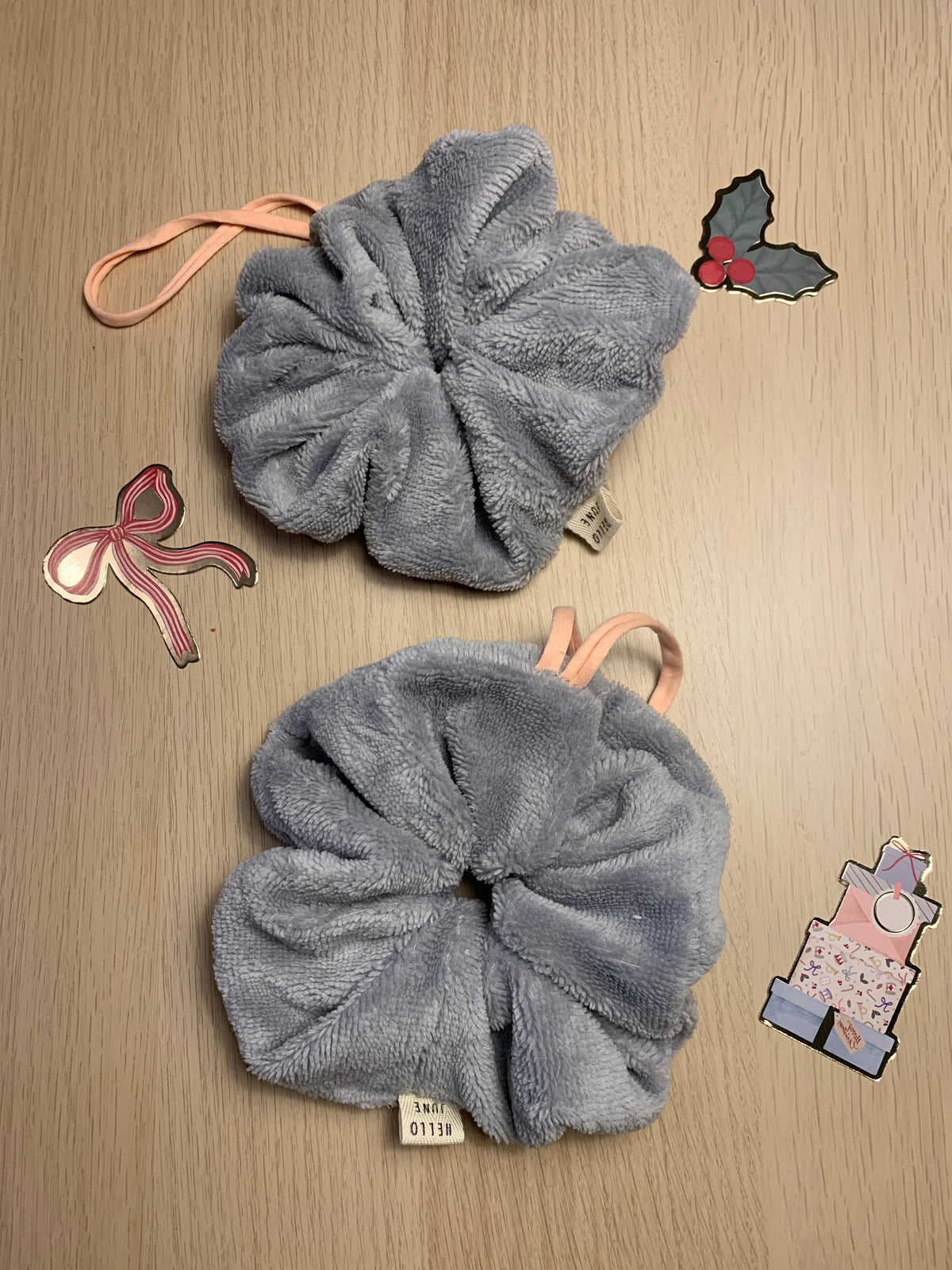 fleur de douche en douillette grise toute douce